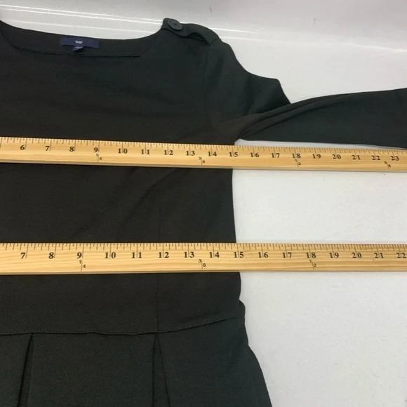 Gap Dress Black XS Knit Drop Waist ‎ 3/4 Sleeve Pockets Pleats Back Zip Classic - Picture 10 of 11